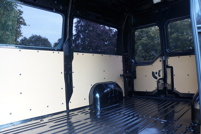 Renault dCi ENERGY 35 Start 2.3 3dr Glazed Van Automatic Diesel