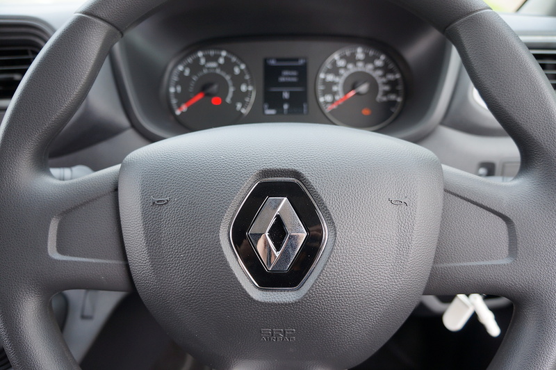 Renault dCi ENERGY 35 Start 2.3 3dr Glazed Van Automatic Diesel