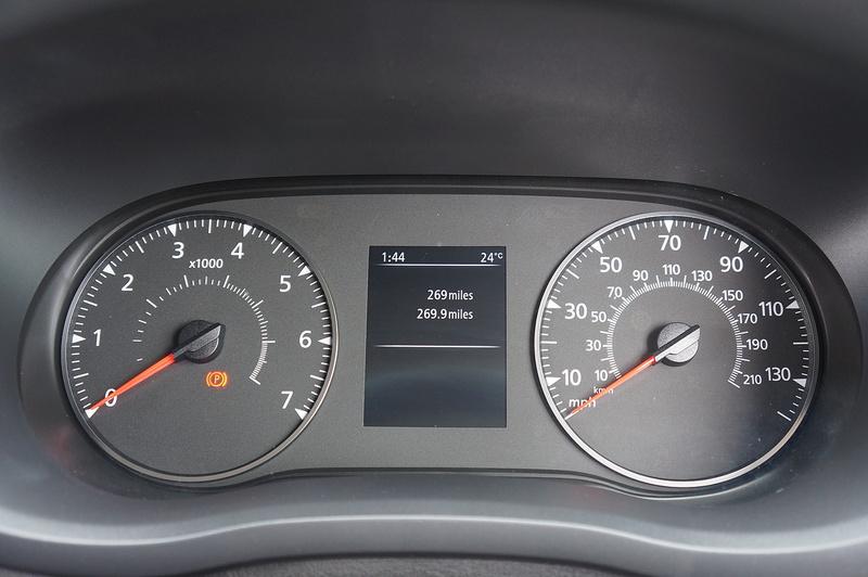 Renault dCi ENERGY 35 Start 2.3 3dr Glazed Van Automatic Diesel