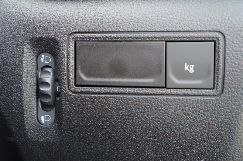 Renault dCi ENERGY 35 Start 2.3 3dr Glazed Van Automatic Diesel