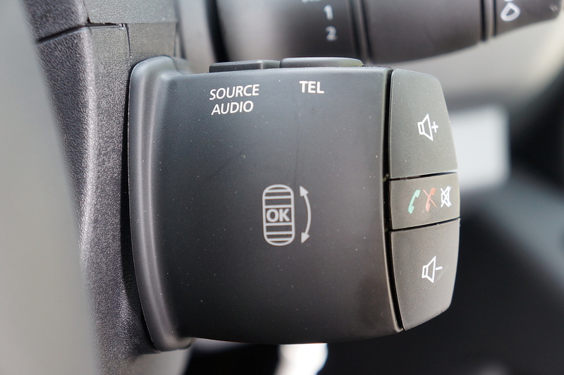 Renault dCi ENERGY 35 Start 2.3 3dr Glazed Van Automatic Diesel