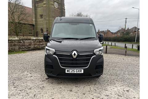 dCi ENERGY 35 Start 2.3 3dr Glazed Van Automatic Diesel