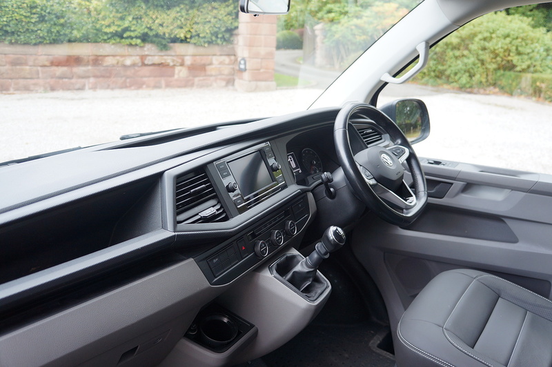 Volkswagen 2.0 TDI S Minibus Double Cab 5dr Diesel Manual SWB Euro 6 (s/s) (110 ps)