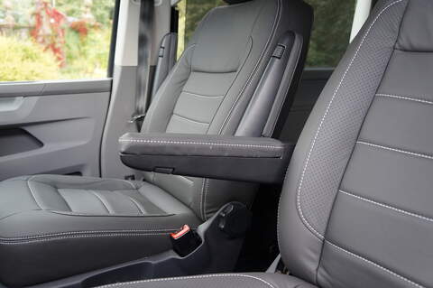 Volkswagen Transporter Shuttle, 2.0 TDI S Minibus Double Cab 5dr Diesel Manual SWB Euro 6 (s/s) (110 ps)