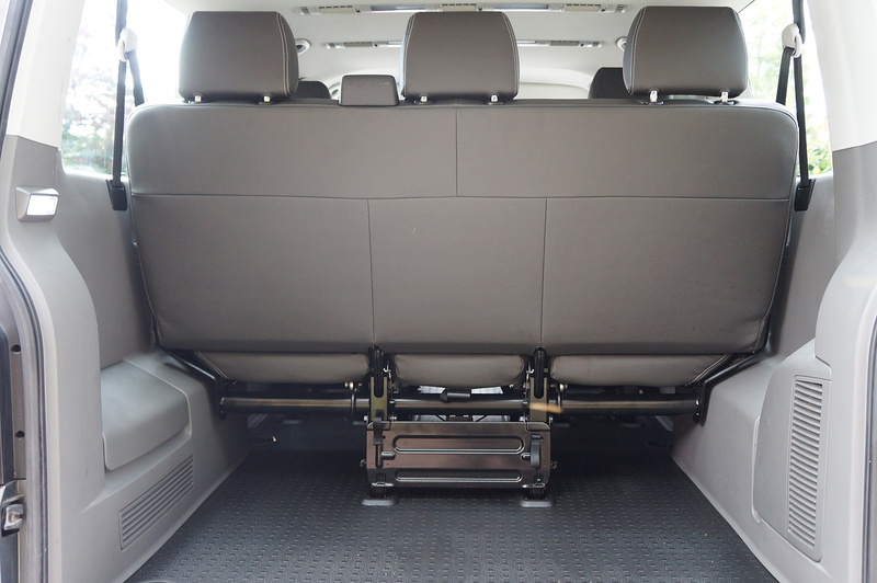 Volkswagen 2.0 TDI S Minibus Double Cab 5dr Diesel Manual SWB Euro 6 (s/s) (110 ps)