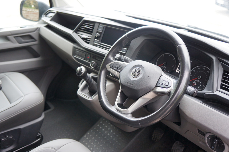 Volkswagen 2.0 TDI S Minibus Double Cab 5dr Diesel Manual SWB Euro 6 (s/s) (110 ps)
