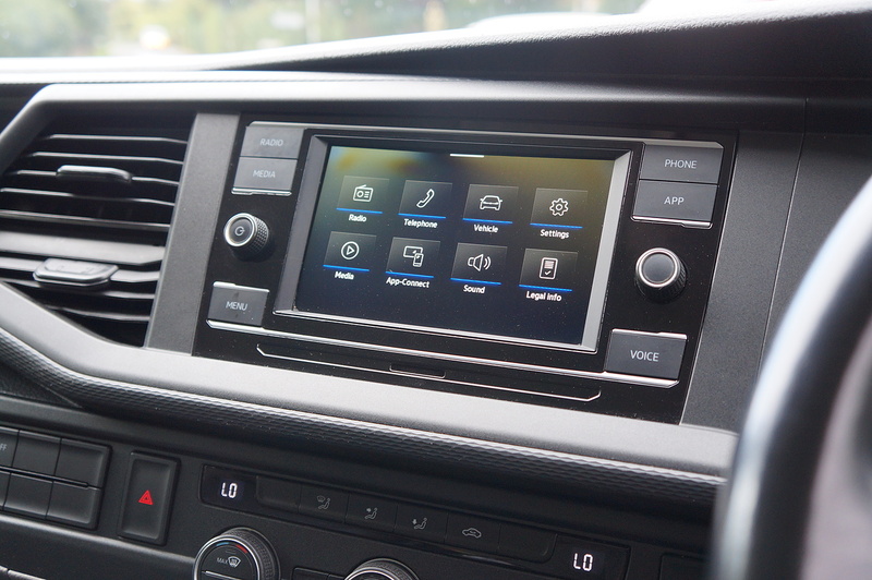 Volkswagen 2.0 TDI S Minibus Double Cab 5dr Diesel Manual SWB Euro 6 (s/s) (110 ps)