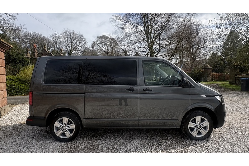 Volkswagen 2.0 TDI S Minibus Double Cab 5dr Diesel Manual SWB Euro 6 (s/s) (110 ps)