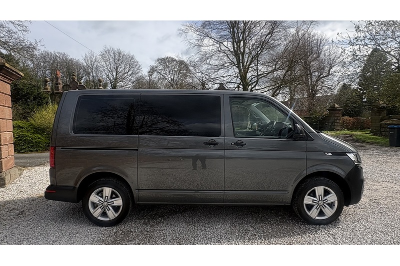 Volkswagen 2.0 TDI S Minibus Double Cab 5dr Diesel Manual SWB Euro 6 (s/s) (110 ps)