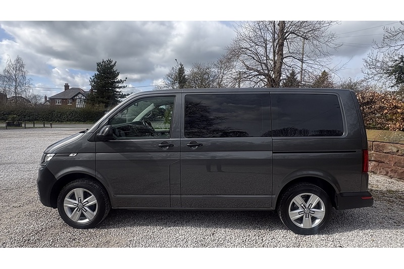 Volkswagen 2.0 TDI S Minibus Double Cab 5dr Diesel Manual SWB Euro 6 (s/s) (110 ps)