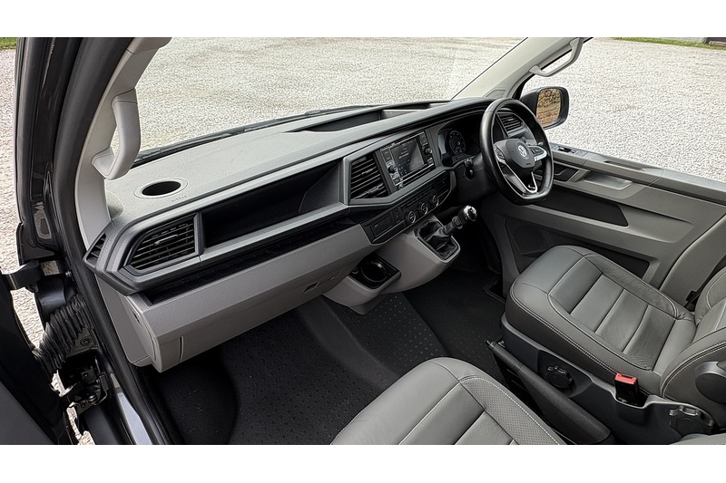 Volkswagen 2.0 TDI S Minibus Double Cab 5dr Diesel Manual SWB Euro 6 (s/s) (110 ps)