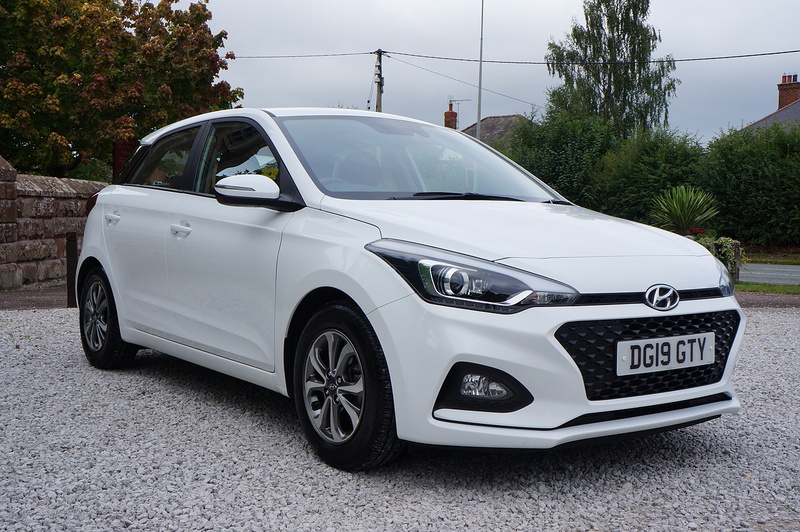 Hyundai i20, 1.2 SE Launch Edition Hatchback 5dr Petrol Manual Euro 6 (s/s) (84 ps)