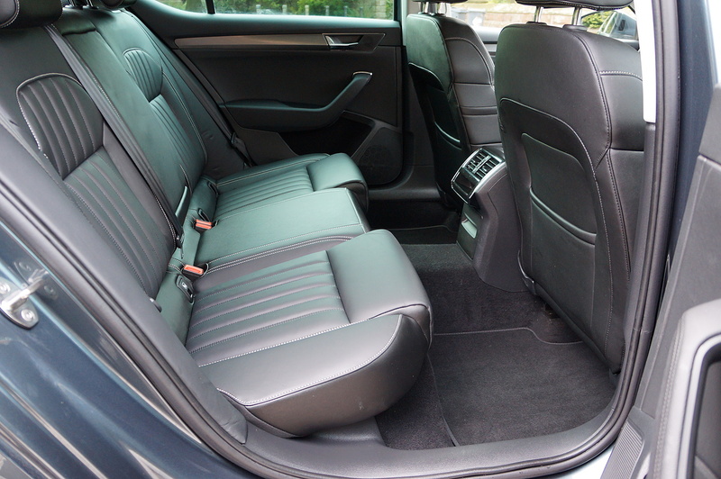 Skoda 1.4 TSI iV 13kWh SE L Hatchback 5dr Petrol Plug-in Hybrid DSG Euro 6 (s/s) (218 ps)