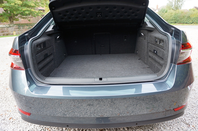 Skoda 1.4 TSI iV 13kWh SE L Hatchback 5dr Petrol Plug-in Hybrid DSG Euro 6 (s/s) (218 ps)