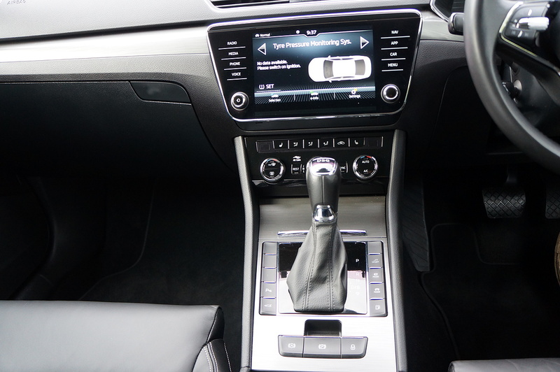 Skoda 1.4 TSI iV 13kWh SE L Hatchback 5dr Petrol Plug-in Hybrid DSG Euro 6 (s/s) (218 ps)