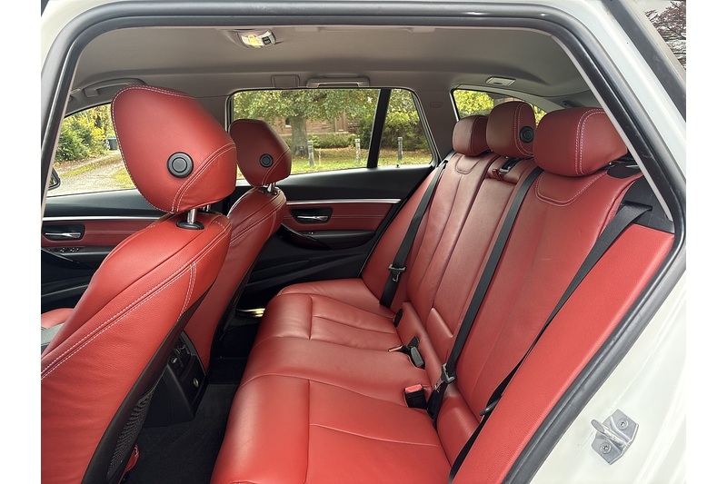 BMW Sport Touring 2.0 Automatic Diesel