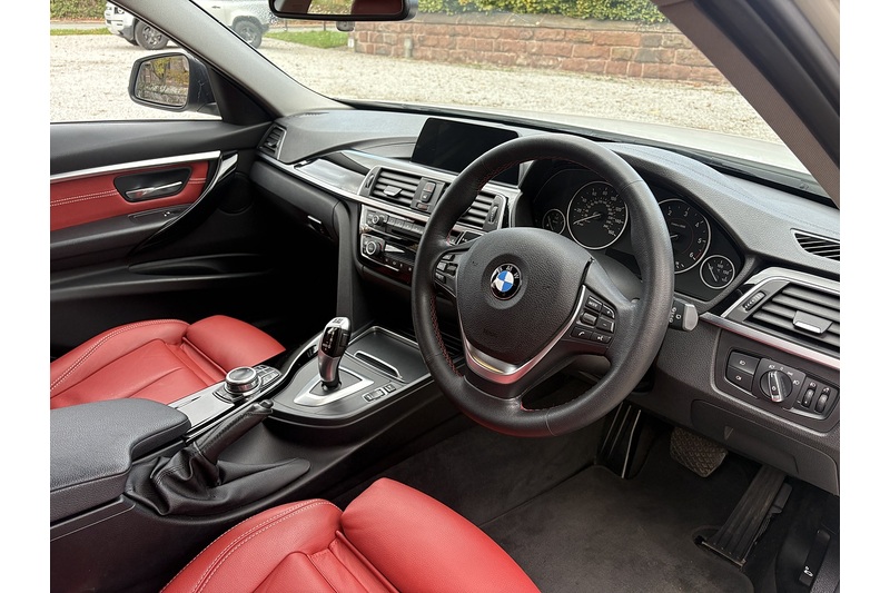 BMW Sport Touring 2.0 Automatic Diesel