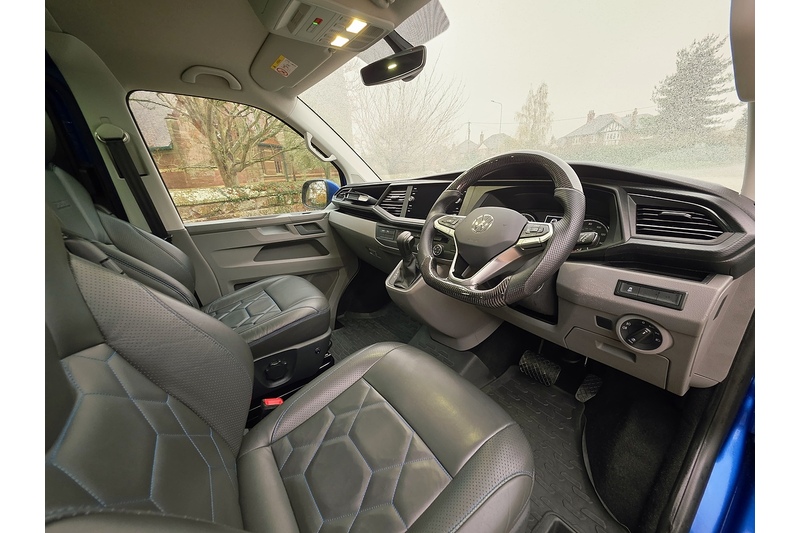 Volkswagen 2.0 TDI T30 Highline Kombi Double Cab 5dr Diesel DSG FWD SWB Euro 6 (s/s) (150 ps)