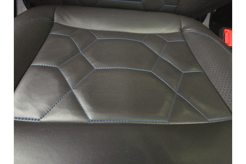 Volkswagen 2.0 TDI T30 Highline Kombi Double Cab 5dr Diesel DSG FWD SWB Euro 6 (s/s) (150 ps)