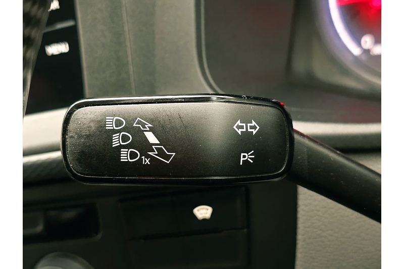 Volkswagen 2.0 TDI T30 Highline Kombi Double Cab 5dr Diesel DSG FWD SWB Euro 6 (s/s) (150 ps)