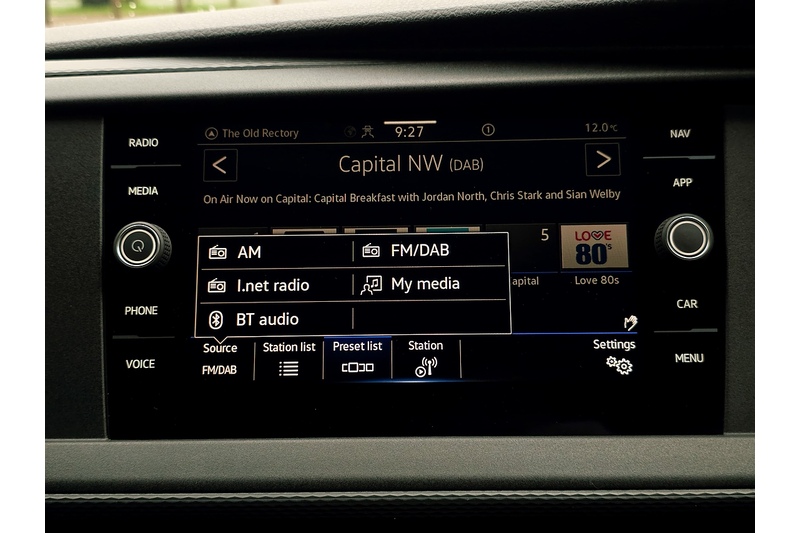 Volkswagen 2.0 TDI T30 Highline Kombi Double Cab 5dr Diesel DSG FWD SWB Euro 6 (s/s) (150 ps)