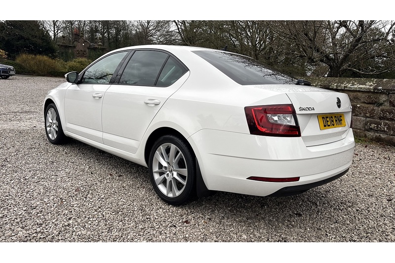 Skoda 1.6 TDI SE L Hatchback 5dr Diesel Manual Euro 6 (s/s) (115 ps)