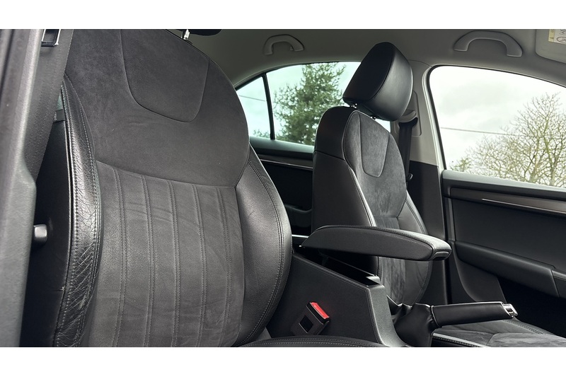 Skoda 1.6 TDI SE L Hatchback 5dr Diesel Manual Euro 6 (s/s) (115 ps)