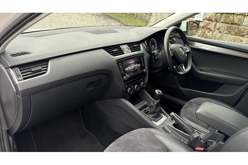 Skoda 1.6 TDI SE L Hatchback 5dr Diesel Manual Euro 6 (s/s) (115 ps)