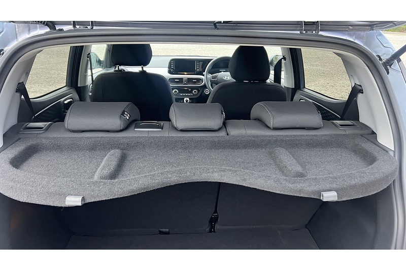 Hyundai 1.0 Premium Hatchback 5dr Petrol Auto Euro 6 (s/s) (63 ps)