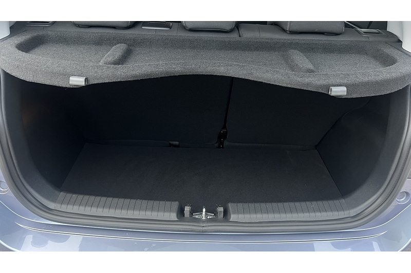 Hyundai 1.0 Premium Hatchback 5dr Petrol Auto Euro 6 (s/s) (63 ps)