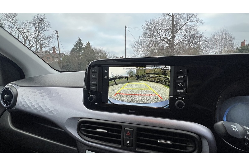 Hyundai 1.0 Premium Hatchback 5dr Petrol Auto Euro 6 (s/s) (63 ps)