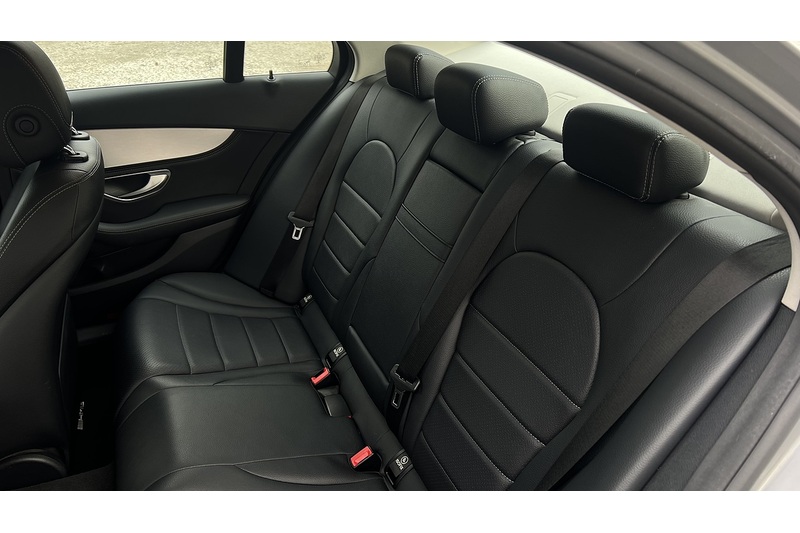 Mercedes C220 Bluetec Sport Saloon 2.1 Automatic Diesel