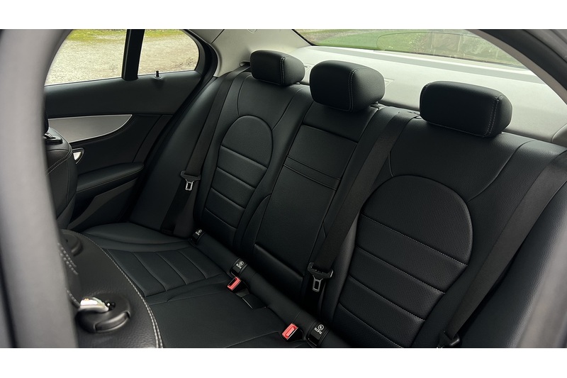 Mercedes C220 Bluetec Sport Saloon 2.1 Automatic Diesel