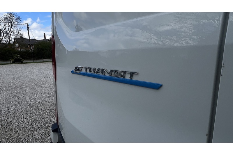 Ford 350 68kWh Trend Panel Van 5dr Electric Auto RWD L3 H2 (184 ps)
