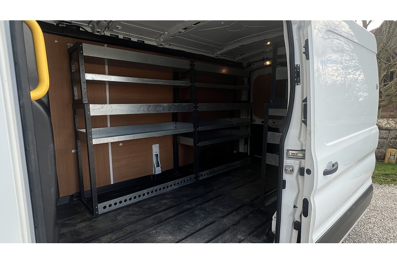 Ford 350 68kWh Trend Panel Van 5dr Electric Auto RWD L3 H2 (184 ps)