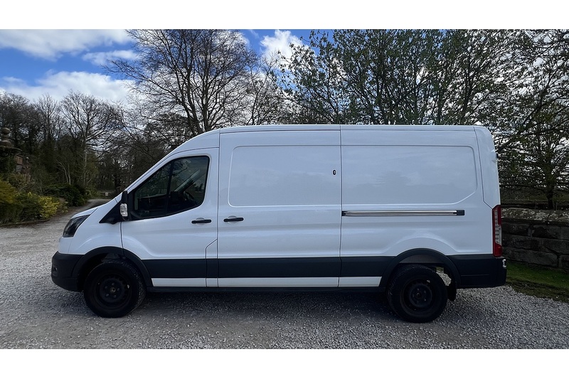 Ford 350 68kWh Trend Panel Van 5dr Electric Auto RWD L3 H2 (184 ps)