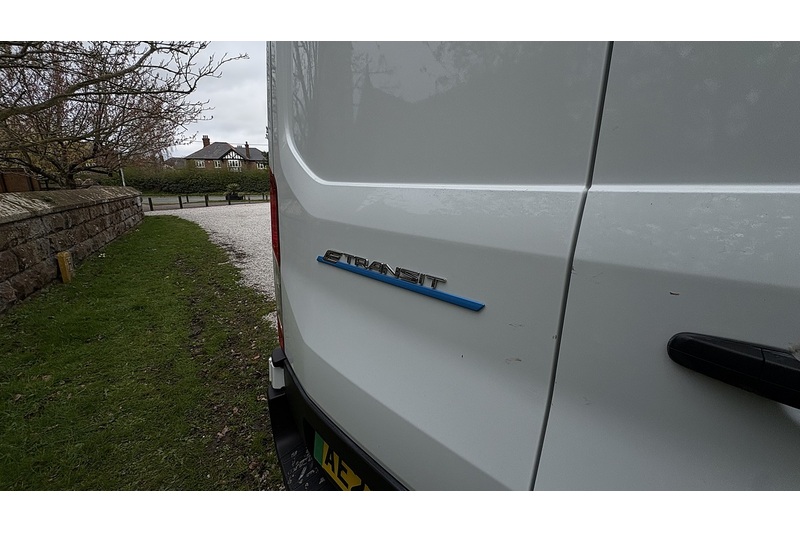 Ford 350 LEADER 0.0 4dr Panel Van AUTOMATIC ELECTRIC