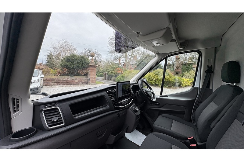 Ford 350 LEADER 0.0 4dr Panel Van AUTOMATIC ELECTRIC