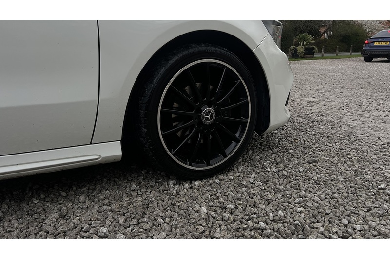 Mercedes-Benz 1.6 A160 AMG Line Hatchback 5dr Petrol Manual Euro 6 (s/s) (102 ps)
