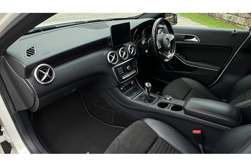 Mercedes-Benz 1.6 A160 AMG Line Hatchback 5dr Petrol Manual Euro 6 (s/s) (102 ps)