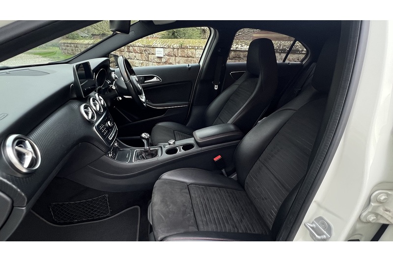 Mercedes-Benz 1.6 A160 AMG Line Hatchback 5dr Petrol Manual Euro 6 (s/s) (102 ps)