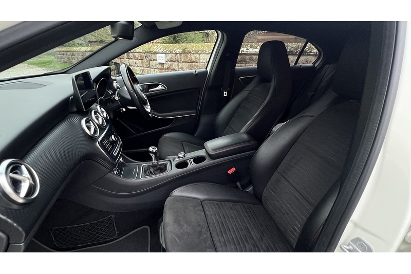 Mercedes-Benz 1.6 A160 AMG Line Hatchback 5dr Petrol Manual Euro 6 (s/s) (102 ps)