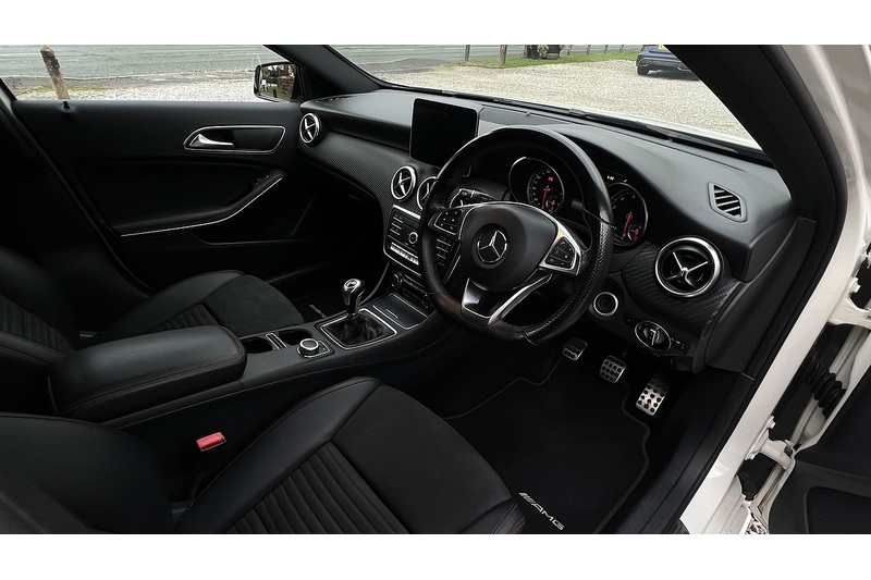Mercedes-Benz 1.6 A160 AMG Line Hatchback 5dr Petrol Manual Euro 6 (s/s) (102 ps)