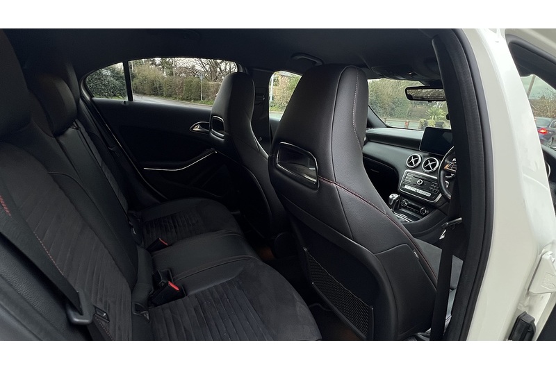 Mercedes-Benz 1.6 A160 AMG Line Hatchback 5dr Petrol Manual Euro 6 (s/s) (102 ps)