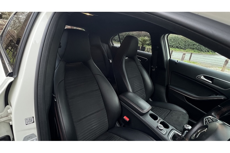 Mercedes-Benz 1.6 A160 AMG Line Hatchback 5dr Petrol Manual Euro 6 (s/s) (102 ps)
