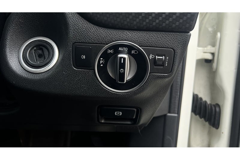 Mercedes-Benz 1.6 A160 AMG Line Hatchback 5dr Petrol Manual Euro 6 (s/s) (102 ps)