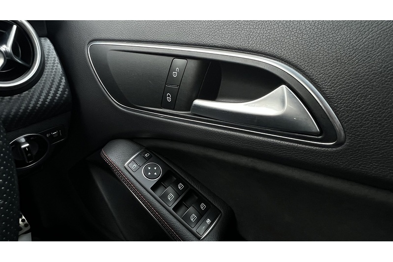 Mercedes-Benz 1.6 A160 AMG Line Hatchback 5dr Petrol Manual Euro 6 (s/s) (102 ps)