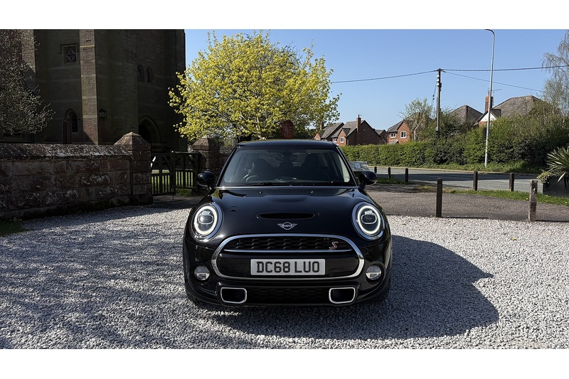 Mini Cooper S Exclusive 2.0 5dr Hatchback Automatic Petrol