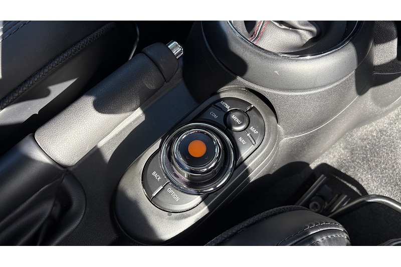 Mini Cooper S Exclusive 2.0 5dr Hatchback Automatic Petrol
