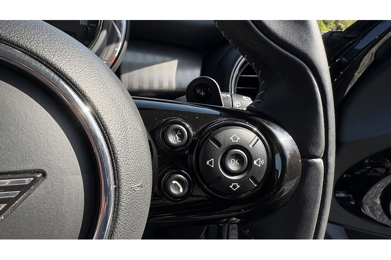 Mini Cooper S Exclusive 2.0 5dr Hatchback Automatic Petrol